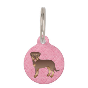 Placa Para Mascotas Perro Rottweiler Rojo y Beige sobre Corazones Rosa