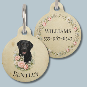 Placa Para Mascotas Retrato floral de Labrador negro