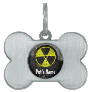 Placa Para Mascotas Símbolo radiactivo de Grunge