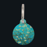 Placa Para Mascotas Vincent Van Gogh Blossoming Almond Tree Floral Art<br><div class="desc">Vincent Van Gogh Blossoming Almond Tree Vintage Floral Art Blossoming Almond Tree es un cuadro de 1890 del artista holandés post-impresionista Vincent van Gogh. Almond Blossoms es un grupo de varios cuadros de 1888 y 1890 de Vincent van Gogh en Arles y Saint-Rémy, al sur de Francia, de almendros florecientes....</div>