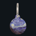 Placa Para Mascotas Vincent Van Gogh Starry Night Vintage Bella Artes<br><div class="desc">Vincent van Gogh Starry Night Bella Artes Painting Starry Night es un cuadro del artista holandés post-impresionista Vincent van Gogh. El cielo azul nocturno está lleno de nubes, estrellas y una luna creciente brillante. La noche estrellada es la única noche de la serie de vistas desde la ventana de su...</div>