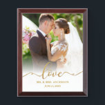 Placa Trofeo Love Gold Script Mr. and Mrs Boda Photo Plaque<br><div class="desc">Love Elegant Gold Script Mr. and Mrs Boda Photo</div>