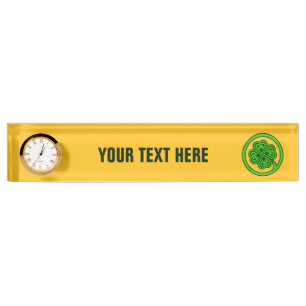 Placas de nombres personalizadas Tribal Shamrock