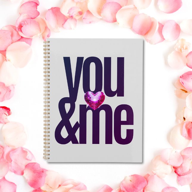 Planificador de casamiento Purpurina personalizado (Personalized You & Me Glitter Wedding Planner)