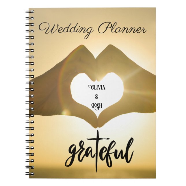 PLANIFICADOR DE CUADERNO DE BODAS CORAZÓN AGRADECI (Frente)