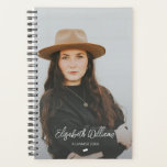 Planificador de Planes de Fotografías Personalizad<br><div class="desc">Diseño moderno y elegante impreso Planner de fotos personalizado contemporáneo que se puede personalizar con tu texto. Haga clic en el botón "Personalizar" y utilice nuestra herramienta de diseño para modificar esta plantilla. Visita la tienda de Diseño de Arte Gráfico para ver otros productos que coincidan con este diseño.</div>