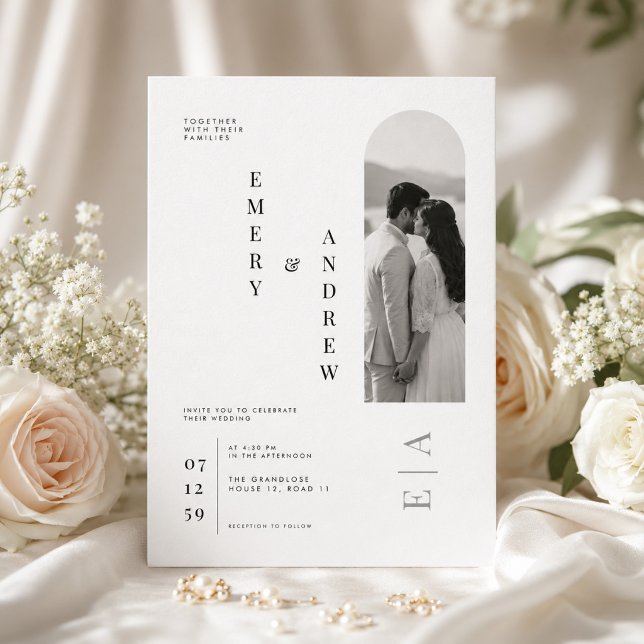 Plantilla de boda de tipografía vertical moderna. (Subido por el creador)