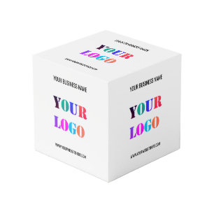 Plantilla de Cubo Promocional con Texto de Logo de