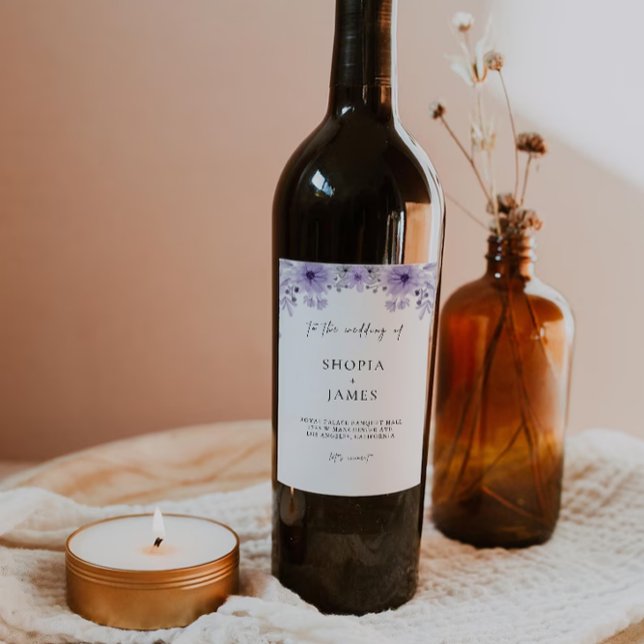 Plantilla de etiqueta de botella de vino morado (Subido por el creador)