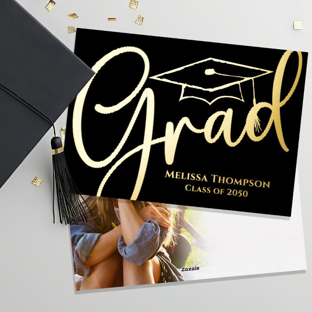 Plantilla de foto de graduación de guión dorado (Gold foil graduation photo card invitation announcement. )
