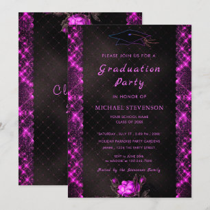 Plantilla de invitación a graduación negra y púrpu