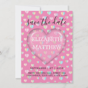 Plantilla de invitación con corazón rosa y motas