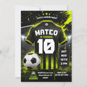 Plantilla de invitación de cumpleaños con camiseta