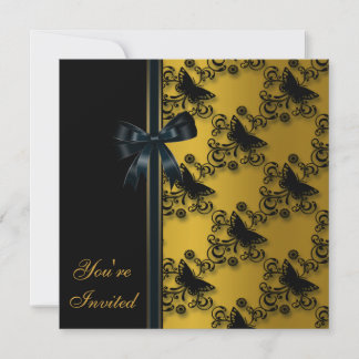 Plantilla de invitación de oro de mariposa para to