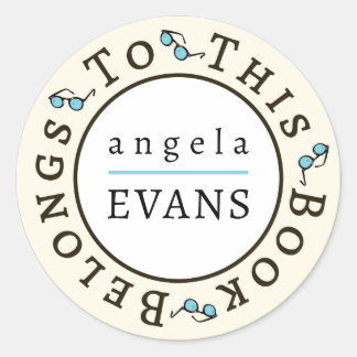 Plantilla de pegatina "Este Libro Pertenece A"