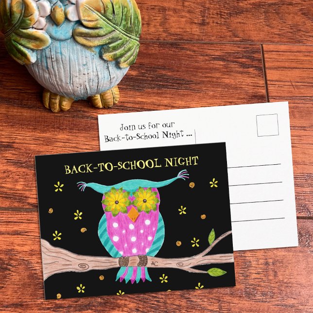 Plantilla de tarjeta postal nocturna Owl Back-to-S (Back-to-school owl postcard .)
