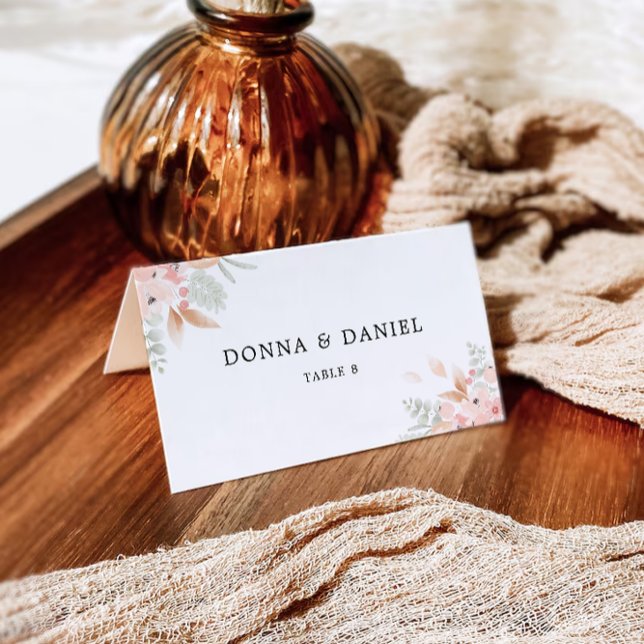 Plantilla de tarjetas de plaza de Boda de flores s (Wildflower Wedding Place Cards Template)