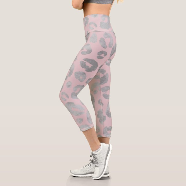 Plata metálica y Rosa Chetah Capri Leggings (Izquierda)