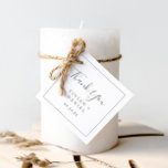 Plata minimalista Gracias Por Favorecer Etiquetas<br><div class="desc">Estos minimalistas tags de agradecimiento plateado son perfectos para un simple boda. El moderno diseño romántico presenta una tipografía clásica de color gris plateado y blanco, acompañada de una caligrafía rústica y elegante con un estilo de letra a mano vintage. Personalizable de cualquier color. Mantenga el diseño simple y elegante,...</div>