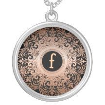 Cobre adornado y collar inicial de encargo negro
