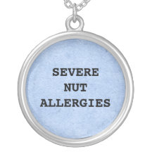 Collar severo de las alergias de la nuez