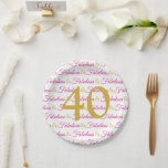 Plato De Papel 40 y Fabulous Elegant 40th Birthday Pink Gold<br><div class="desc">Tienes cuarenta años y es hora de celebrar este maravilloso hito por su 40 cumpleaños con elegancia y gracia modernas. Elegante,  moderno,  minimalista,  Dorado y guion rosa anunciando que eres realmente 40 y Fabuloso.</div>