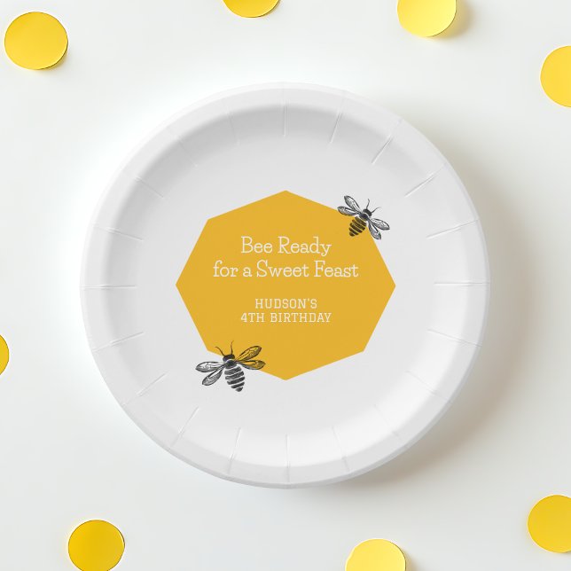 Plato De Papel 4.º Bee Honeycomb Moderno Cuarto Partido de Cumple (4th Bee Honeycomb Modern Fourth Birthday Party Paper Plates)