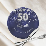 Plato De Papel 50.º cumpleaños estrellas de plata azul marino<br><div class="desc">Para una celebración de 50 años. Un color de fondo azul marino con estrellas falsas de plata. El color azul es desigual. Añade tu nombre,  texto.</div>