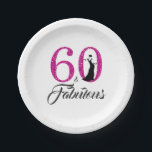 Plato De Papel 60 Fabuloso Purpurina Hot Pink 60th Birthday Party<br><div class="desc">Celebra haber cumplido 60 años con este elegante regalo de diseño de cumpleaños número 60. Las palabras 60 y fabulosas en purpurina rosado caliente y negro se ponen usando tipografía moderna. Perfecto regalo de cumpleaños número 60 para el fabuloso niño de 60 años. Si necesita ayuda o productos que coincidan,...</div>