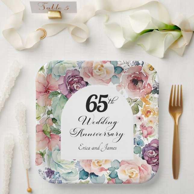 Plato De Papel 65° Aniversario Boda Elegante Script Floral (Boda)