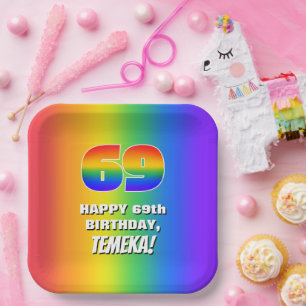 Plato De Papel 69.º cumpleaños: Patrón arcoiris colorido y div