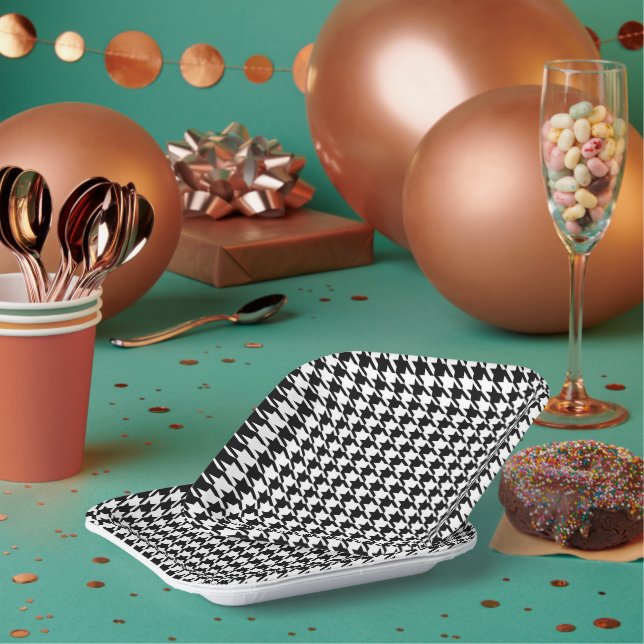 Plato De Papel 7" Checkered Square Paper Plates (Multi)
