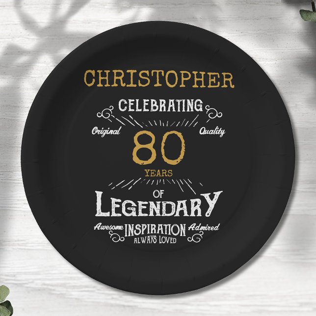 Plato De Papel 80.ª legendaria retro de oro negro (For those celebrating an 80th birthday we have the ideal birthday party plates with a vintage feel.)
