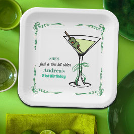 Plato De Papel A Tini Bit Older 21st Birthday Party