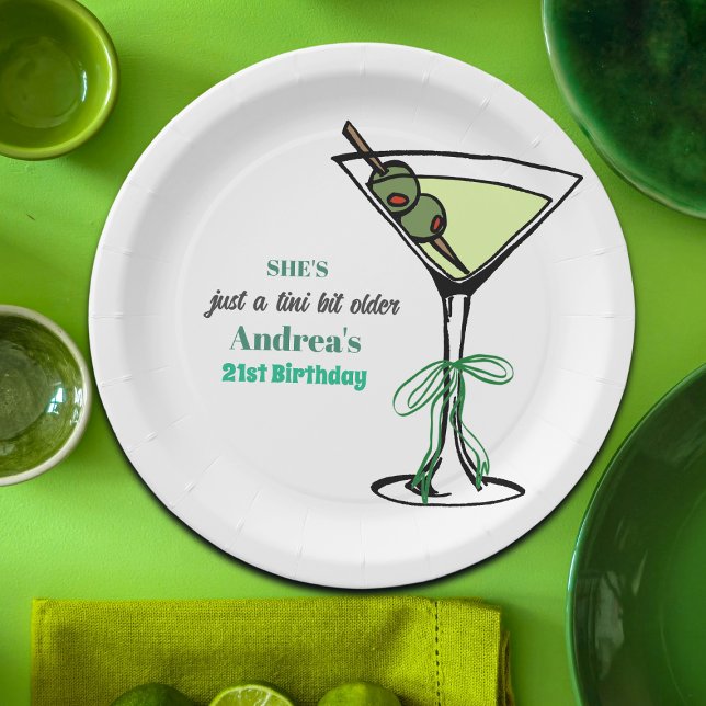Plato De Papel A Tini Bit Older 21st Birthday Party (Subido por el creador)