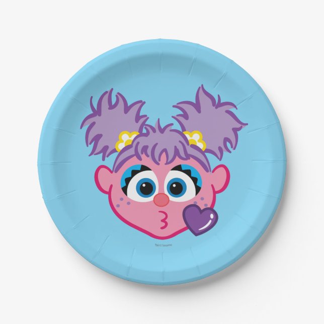Plato De Papel Abby Face lanzando un beso (Anverso)