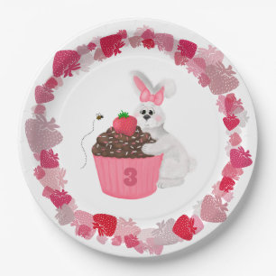 Plato De Papel Abundancia caprichosa y tarta de fresa cumpleaños