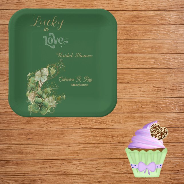 Plato De Papel Afortunado por amar a Shimmer Shamrock Shower (Lucky in Love Gold Shimmer Shamrock Bridal Shower Paper Plates)