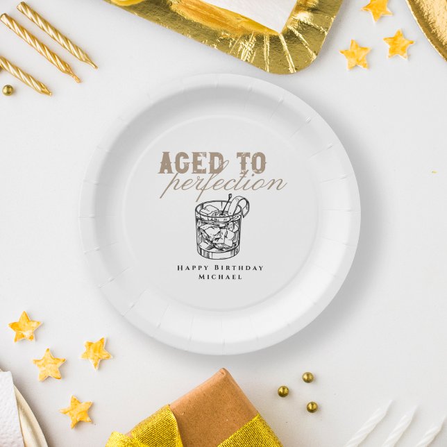 Plato De Papel Aged to Perfection White Whiskey Birthday Party (Subido por el creador)