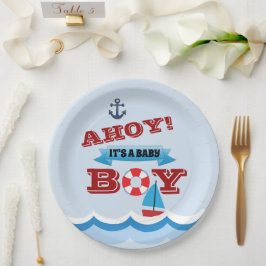 Plato de Papel Ahoy es un niño