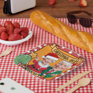 Plato De Papel Alegre Pareja de Caricatura Roja y de Oro