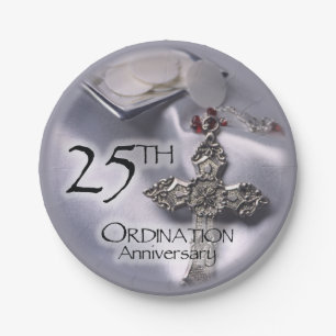Plato De Papel Anfitrión cruzado del 25º aniversario de la Ordena