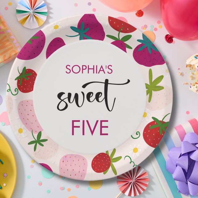 Plato De Papel Aniversario de la fresa dulce (Subido por el creador)