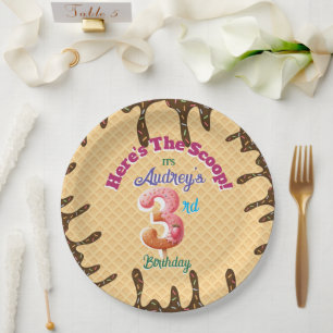 Plato De Papel Aquí está la invitación de cono de waffle Scoop