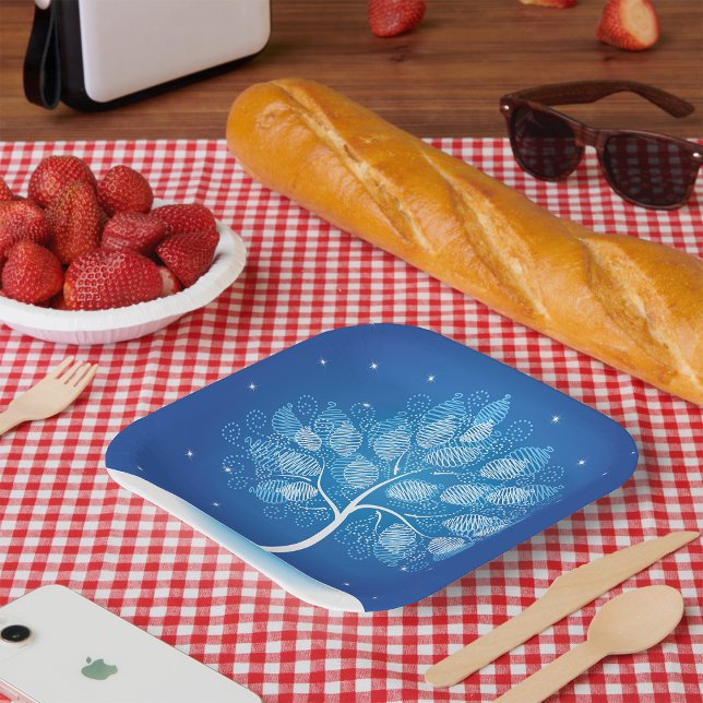 Plato De Papel Árbol blanco en la nieve (Subido por el creador)