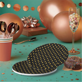 Plato De Papel Árboles de Navidad dorados sobre fondo negro
