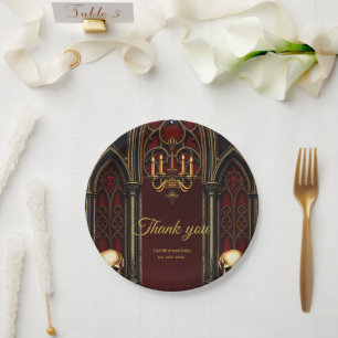 Plato De Papel Arco gótico con calaveras.