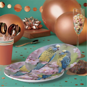 Plato De Papel Armonía de primavera: periquitos azules y amarillo