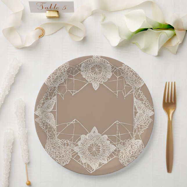 Plato De Papel Arte de IA con patrones beige y blanco (Boda)