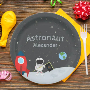 Plato De Papel Astronauta de niño pequeño en la luna, espacio de 